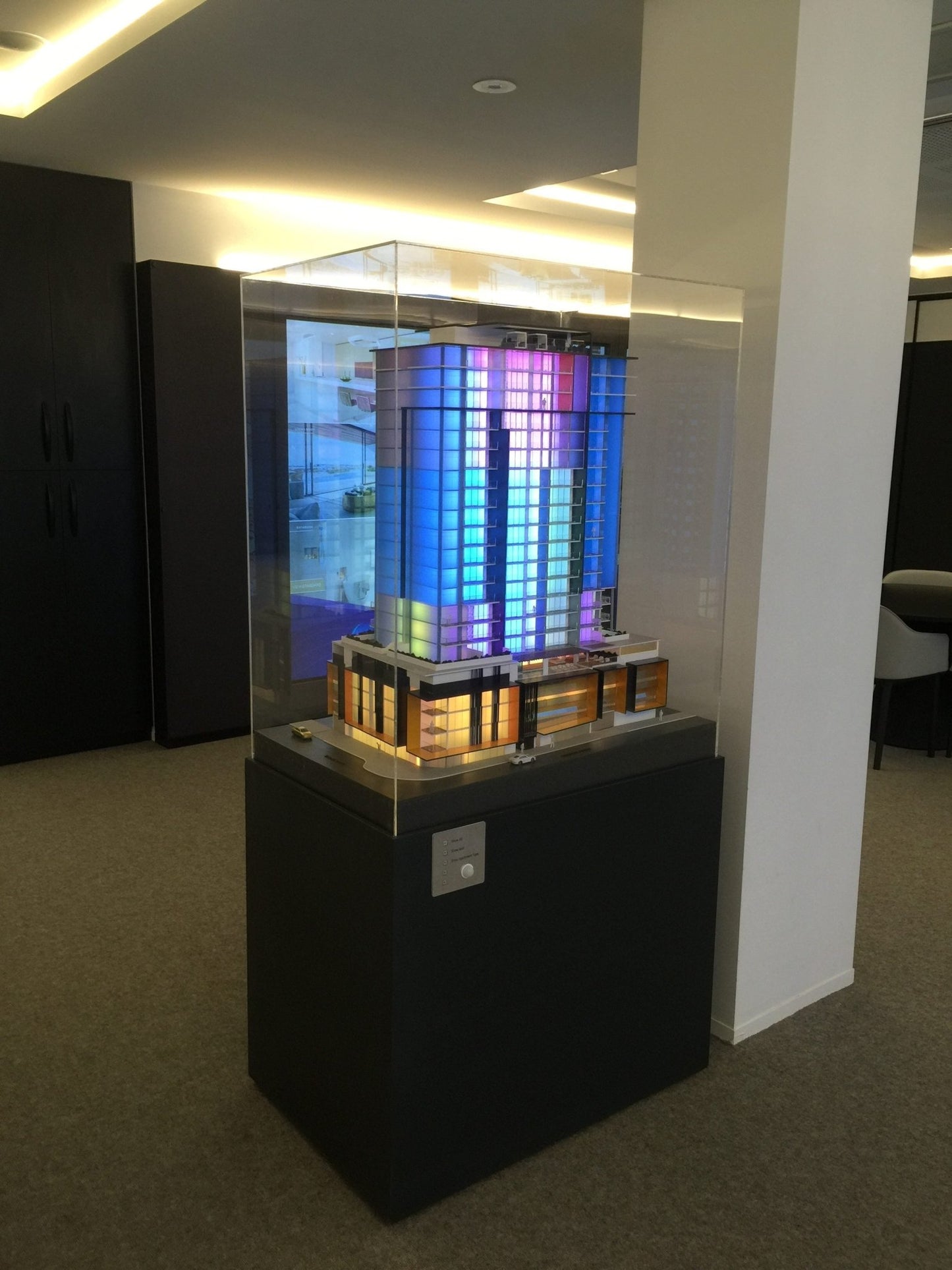 Apartments sales display | Property marketing model